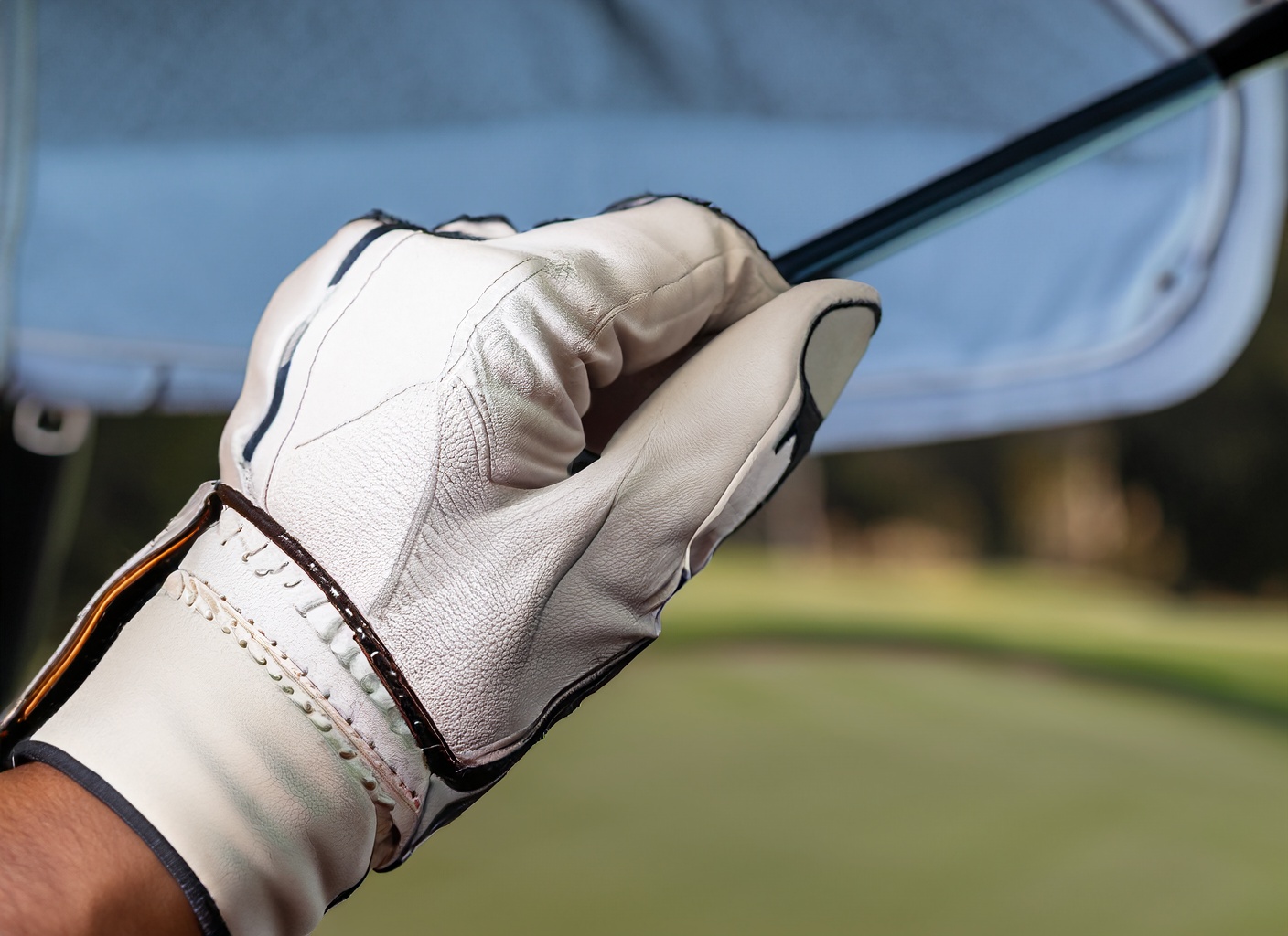 How Should A Golf Glove Fit